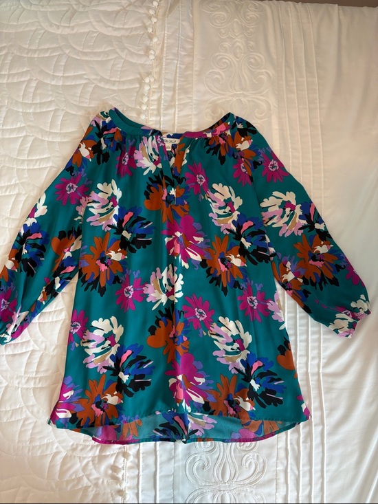 The Pioneer Woman Tops - NWOT The Pioneer Woman V-Neck 3/4 Sleeve Blouse